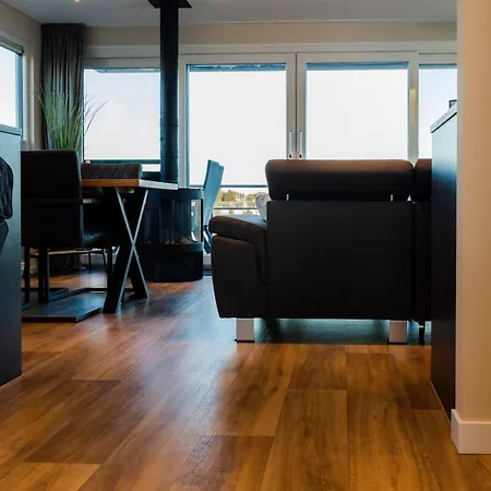 Сasa de vacaciones Hausboot Arielle *